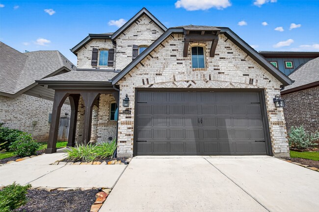 Building Photo - 23806 Pullin Market Dr