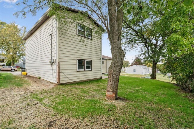 Building Photo - Beautifully Updated 3-Bedroom Home for Rent