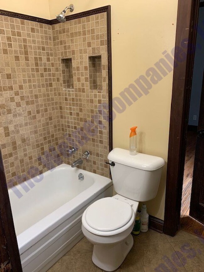 Building Photo - Now leasing for August!
