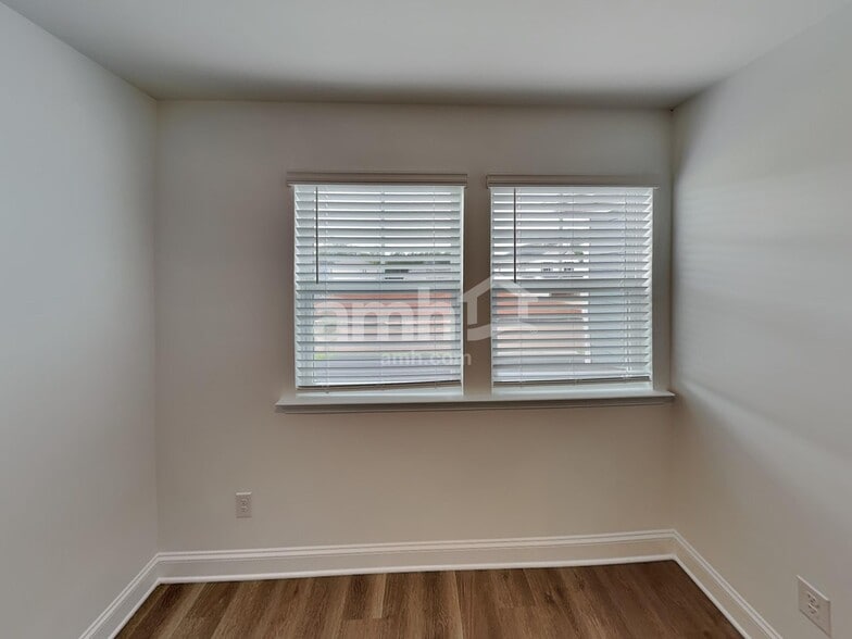 Building Photo - 4744 Smt Vw Ct