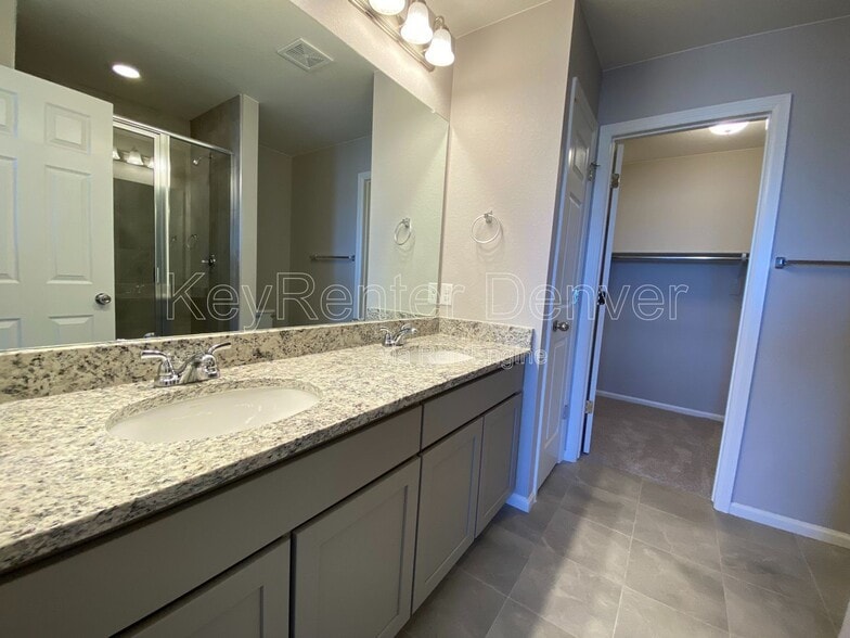 Building Photo - 4725 Memphis St