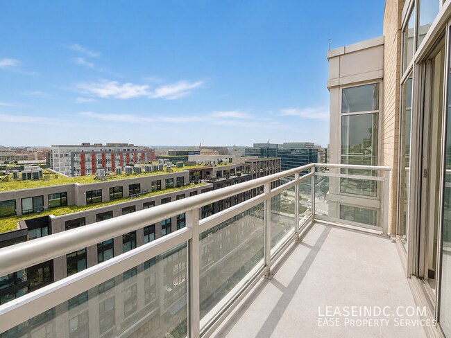 Building Photo - 811 4th St NW