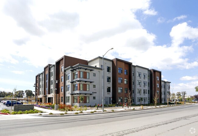 Building Photo - Pauline Weaver Senior Apartments