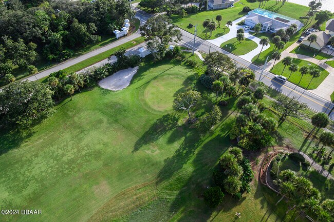 Building Photo - 1 Oceans W Blvd