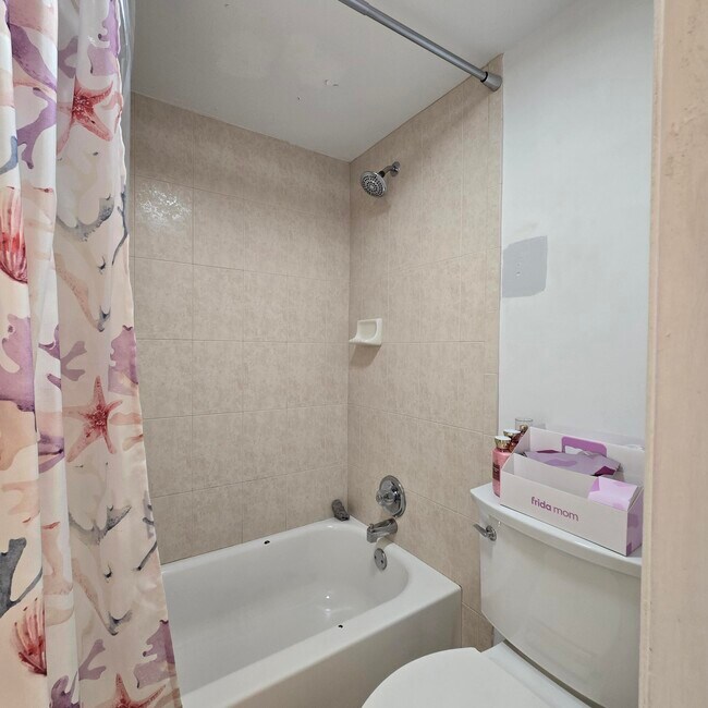 Building Photo - 10501 W Broward Blvd