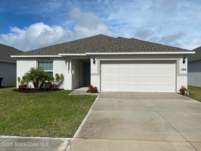 Building Photo - 1186 Dania Cir