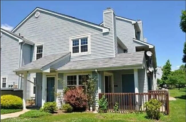 Building Photo - 42 Tanglewood Ct