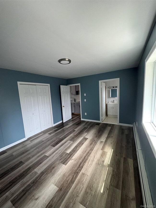 Building Photo - 4927 State Rte 55