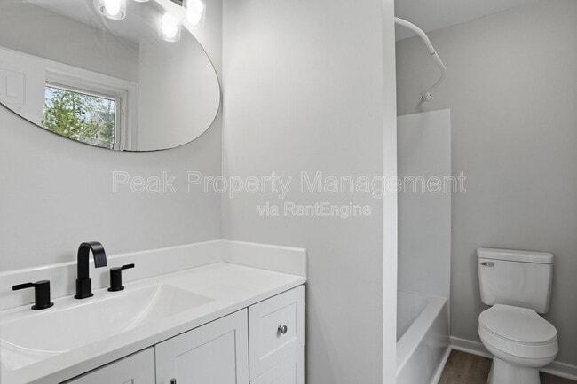 Building Photo - 2307 Providence Creek Rd