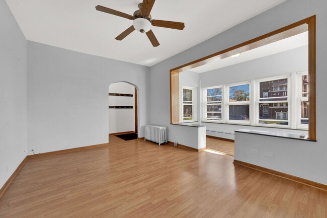 Building Photo - 6238 S Massasoit Ave