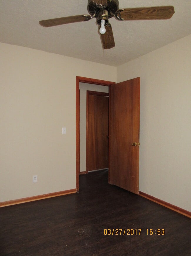 Building Photo - 2405 NW 42nd St