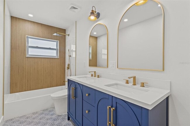 Building Photo - 3621 Searobin Dr SE