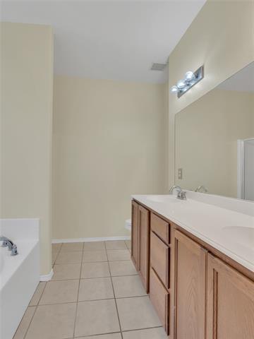Building Photo - 2713 Appaloosa Ln