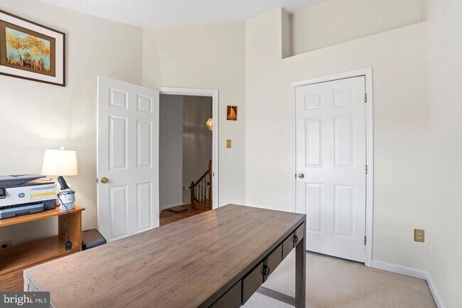 Building Photo - 8016 Brightlight Pl