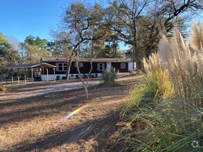 Building Photo - 177 Pine Hill Loop