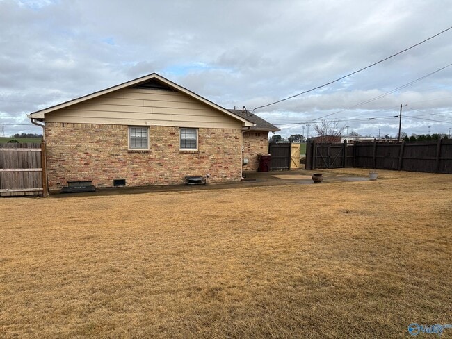 Building Photo - 19372 Huntsville Brownsferry Rd