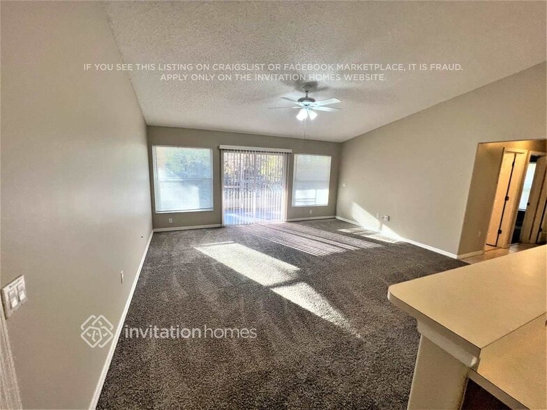 Building Photo - 2759 Kingsdale Dr