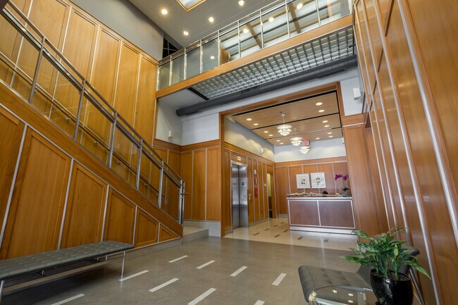 Building Photo - 1133 14th St NW