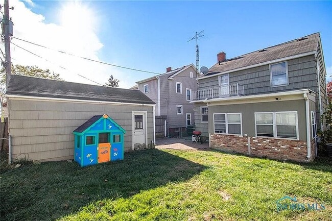 Building Photo - 4348 Lyman Ave