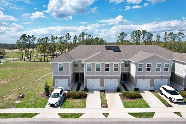 Building Photo - 421 Sedgewick Dr