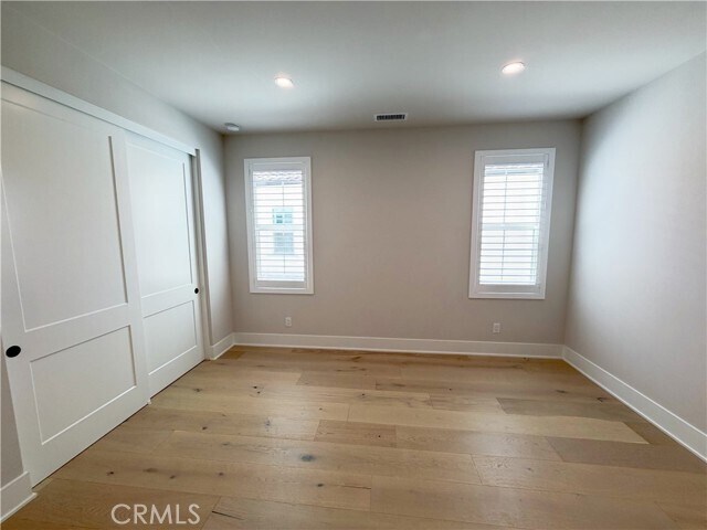Building Photo - 115 Mossvine