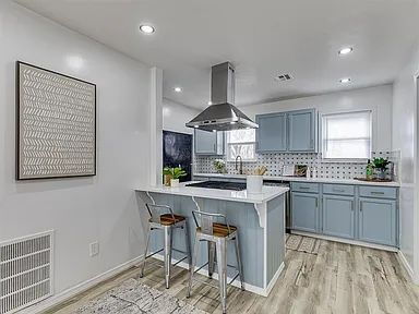 Building Photo - Modern Comfort in Every Square Foot