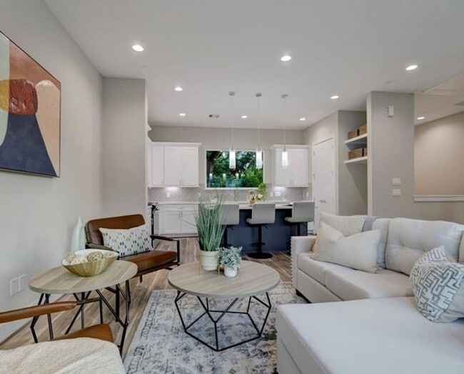 Primary Photo - Luxury New Construction Home for Lease – Easter Jensen Area, North Houston