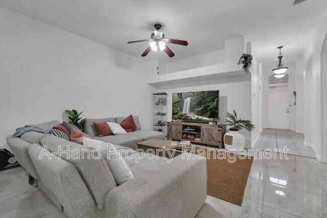 Building Photo - 3134 River Branch Cir