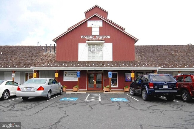 Building Photo - 1627 Field Sparrow Ter NE