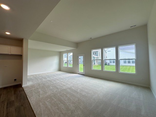 Building Photo - 2656 Lawlor Ln