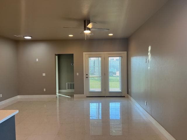 Building Photo - 733 Parie Rose Wy