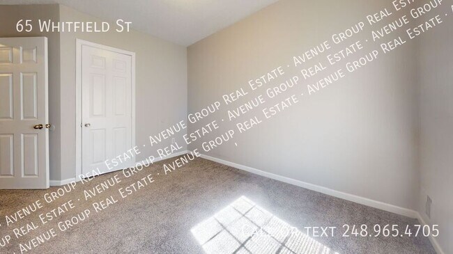 Building Photo - 65 Whitfield St