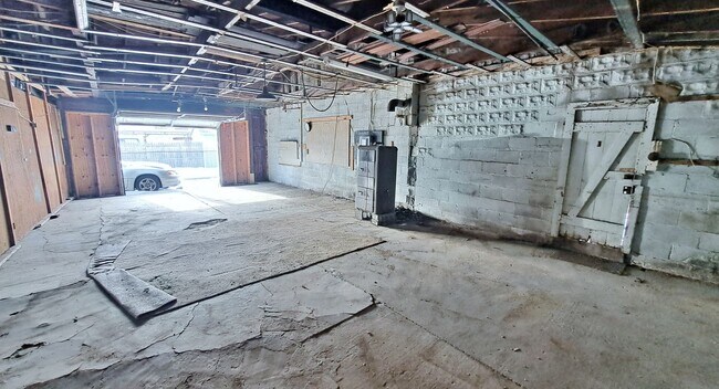 Building Photo - 233-235 Centennial Avenue