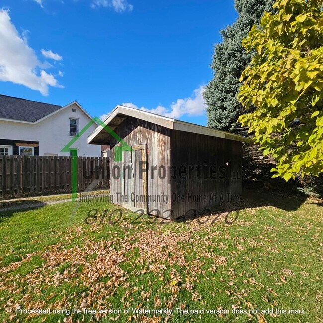 Building Photo - 4205 Vine St