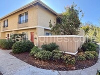 Building Photo - 9628-32 Caminito Del Feliz, Spacious Townhome in Great Community Close to UCSD!