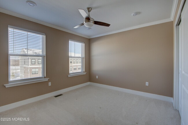 Building Photo - 26 Mariveles Wy