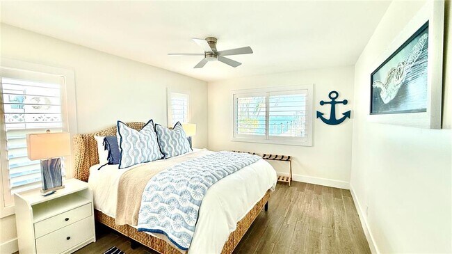 Building Photo - 980 Boca Ciega Isle Dr