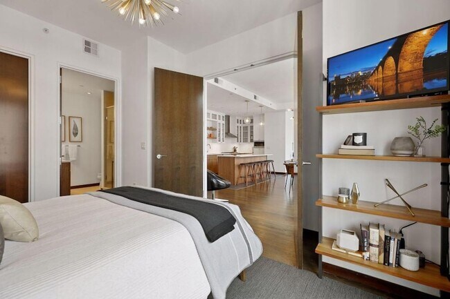 Building Photo - 201 S 11th St