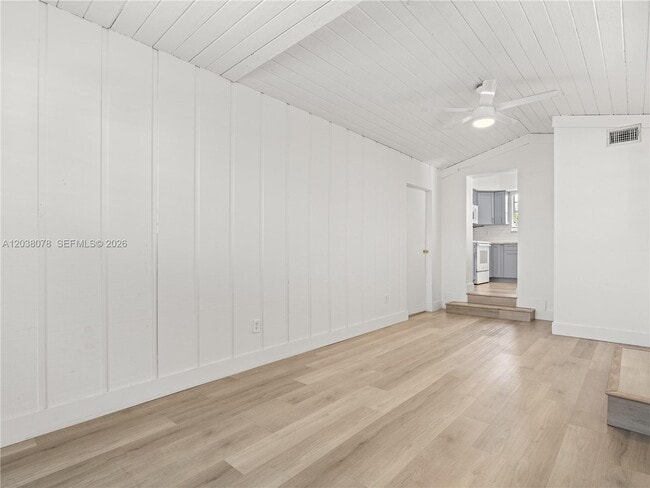 Building Photo - 7591 Pierce St