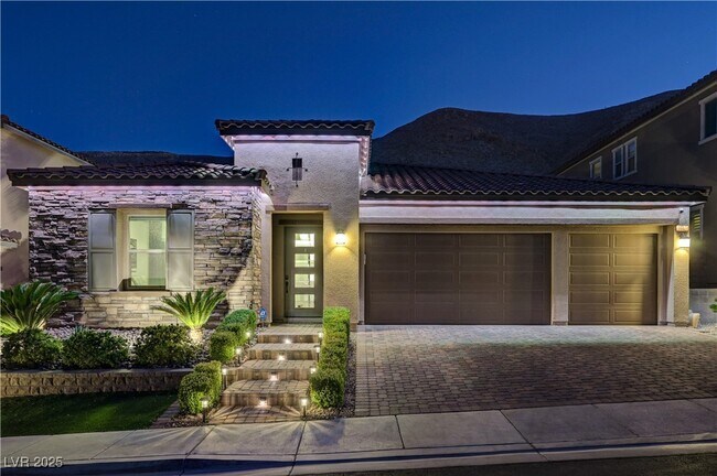 Building Photo - 3943 Reyes Ave