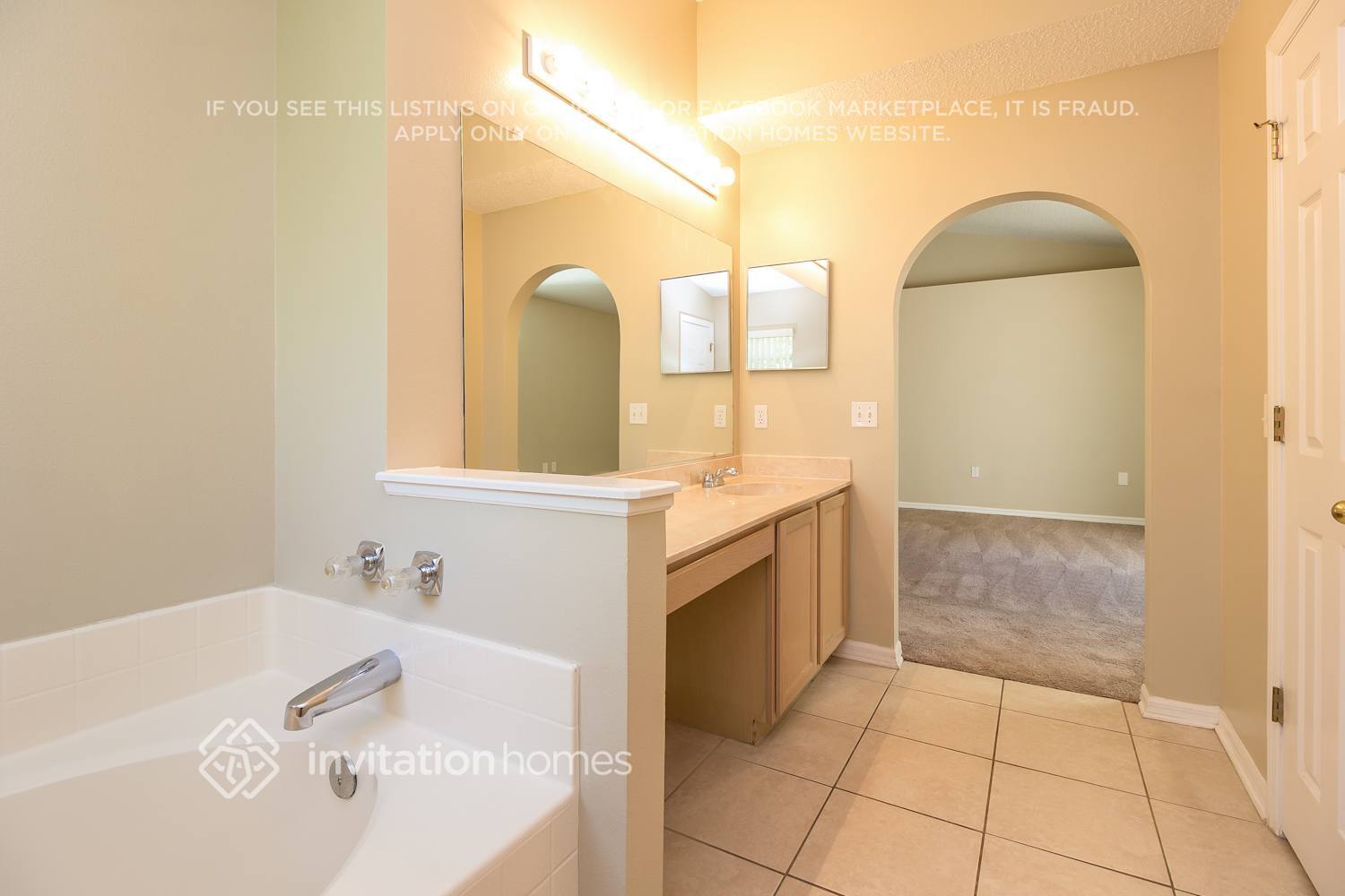 Building Photo - 3277 Bellingham Dr