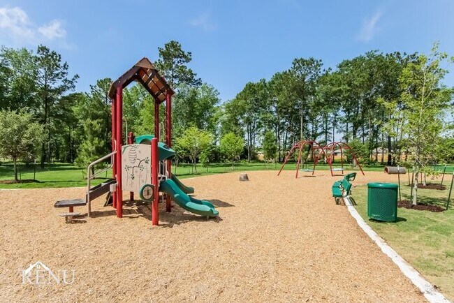 Building Photo - 10429 Sweetwater Creek Dr