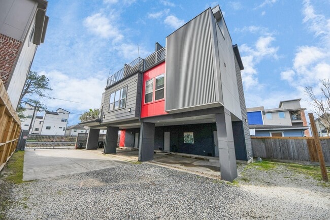 Building Photo - 1708 Winter St