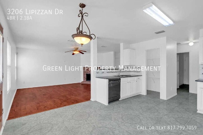 Building Photo - 3206 Lipizzan Dr