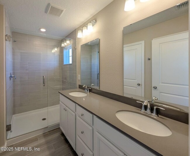 Building Photo - 383 BORACAY Cir