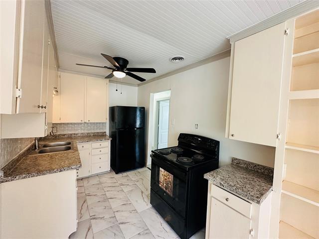 Building Photo - 4801 Stephanie Dr