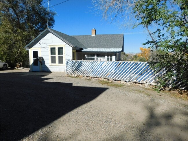 Primary Photo - WALKING DISTANCE TO ST MARY'S