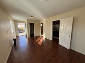 Building Photo - North 6th Street