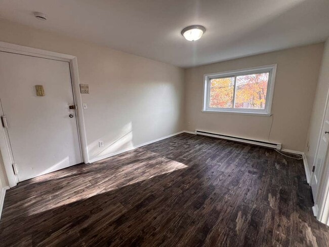 Building Photo - 76 Palisade Ave