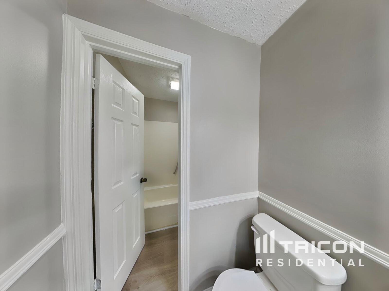 Building Photo - 204 River Song Rd